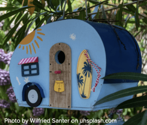 birdhouse-unsplash-2